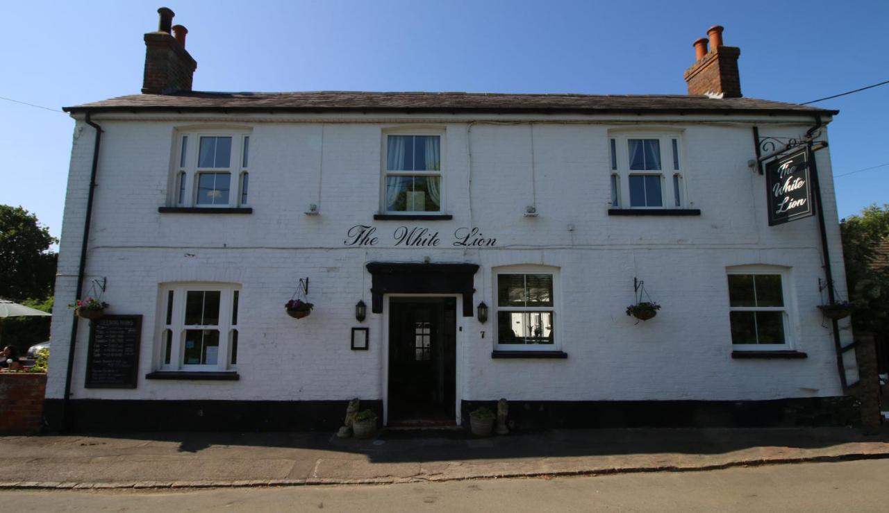 The White Lion At Wicken Bed & Breakfast Милтън Кейнс Екстериор снимка